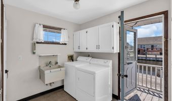212 Cypress Dr, Bayville, NJ 08721
