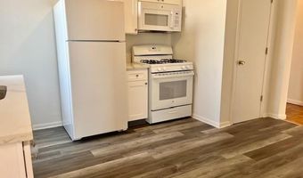 84 W 25TH St D5, Bayonne, NJ 07002
