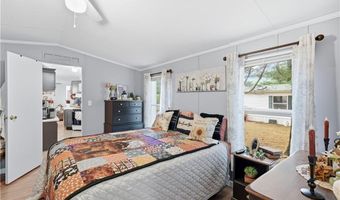 7 Kelly Ln, Coventry, RI 02816