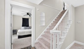 4824 Manchester Rd, Akron, OH 44319