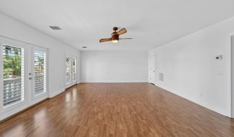 924 Bunker View Dr, Apollo Beach, FL 33572