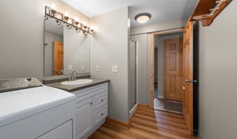 222 Upper Birch Dr, Bristol, NH 03222