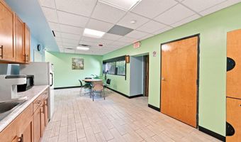 2290 S Hamilton Rd, Columbus, OH 43232