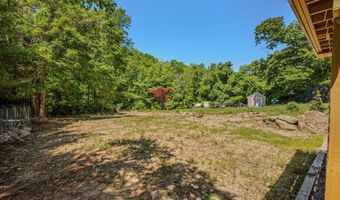 73 Cow Hill Rd, Clinton, CT 06413