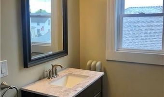 200 Woodward Ave, East Providence, RI 02914