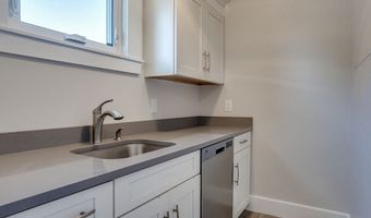 31 High Street 2, Beverly, MA 01915