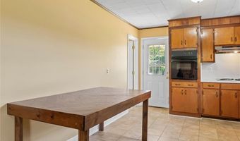 861 Creed Rd, Ararat, NC 27007