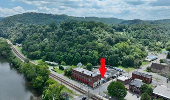 342 S. Monroe St, Alderson, WV 24910
