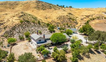 13602 Sego Rd, Agua Dulce, CA 91390