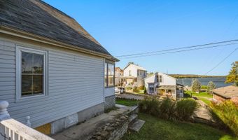 109 5th St, Aurora, IN 47001