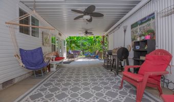 207 N Smith St, Owensville, IN 47665