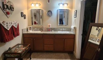 135 Cambridge Dr, Dayton, NV 89403