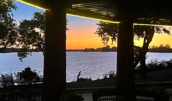 11 Lime Lake Dr, Avoca, MN 56114