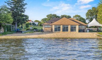 10 Roxbury Rd, Madison, WI 53704