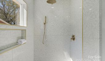 215 Wyanoke Ave, Charlotte, NC 28205