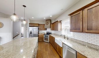 5962 Deer Hollow Rd, Auburn, IN 46706