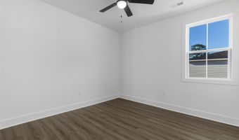 210 N Morgan Ave, Andrews, SC 29510