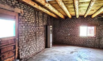 2 Latilla Ln, Arroyo Seco, NM 87514