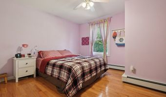 78 Main St, Bayonne, NJ 07035