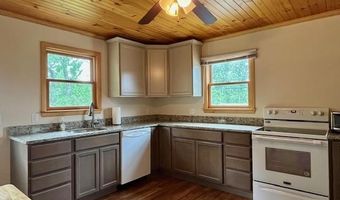 80 Maynesboro St, Berlin, NH 03570