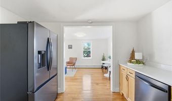 207 Mendon Rd, Cumberland, RI 02864