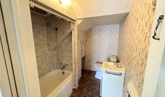 404 N 2nd St, Arkansas City, KS 67005