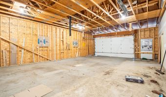 207 W 3rd St, Alcester, SD 57004