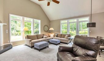 54 Pasture Rd, Auburn, NH 03032