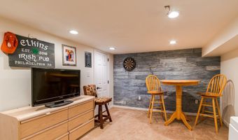 2627 E THOMPSON St, Philadelphia, PA 19125