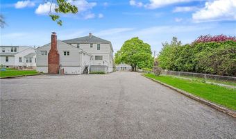 3288 Mendon Rd, Cumberland, RI 02864
