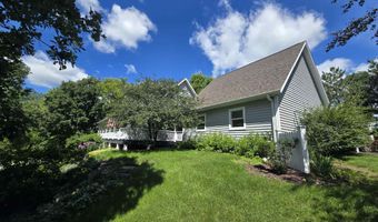 5 A114 N Apple Canyon Rd, Apple River, IL 61001
