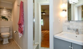 5301 WESTBARD Cir 419, Bethesda, MD 20816