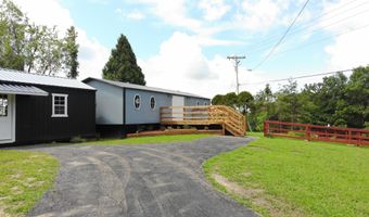 14 Manor Dr, Beattyville, KY 41311