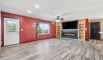 22980 105th St, Anamosa, IA 52205