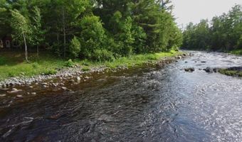 6 Maple Dr, Abbot, ME 04406
