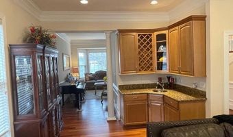 4113 WOODLAND Rd, Annandale, VA 22003