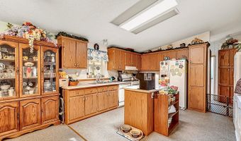 824 OWL CREEK Ave, Cheyenne, WY 82007
