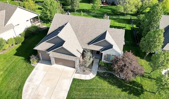2132 N Stonegate Cir, Andover, KS 67002