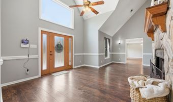 190 Fox Run Ln, Autryville, NC 28318