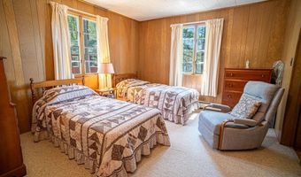 35 Middle Rd, Acton, ME 04001