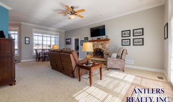 813 35th St, Cody, WY 82414