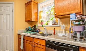 86 Arbor Dr, Roanoke Rapids, NC 27870