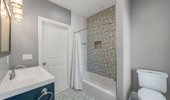 829 AVENUE C, Bayonne, NJ 07002