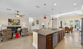6903 Crestpoint Dr, Apollo Beach, FL 33572