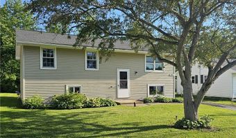 703 Beach Rd, Angola, NY 14006
