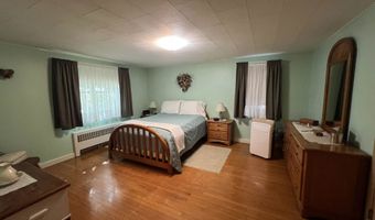 37 Pine Island Ave, Berlin, NH 03570