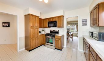 1819 N Normandy Ct, Arlington Heights, IL 60004