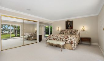 2086 Playa Rd, Carlsbad, CA 92009