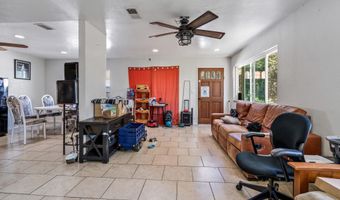 1340 Windsong Ln, Escondido, CA 92026