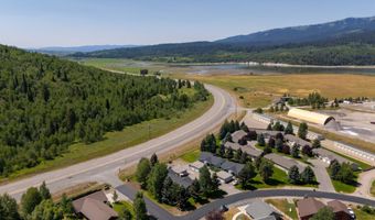 500 SNAKE RIVER Dr 2, Alpine, WY 83128